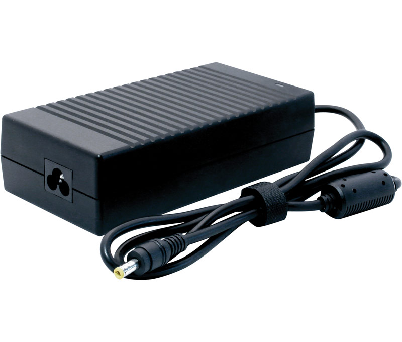 ALIMENTADOR CONMUTADO A 19 VDC